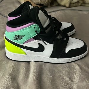 nike jordan 1 free xtra shoes included